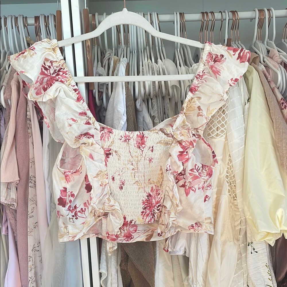 Floral Ruffled Women's Top - Picture 4 of 5